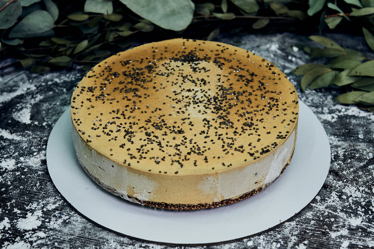 Карамельный торт от кондитерской Cheese it! Bakery