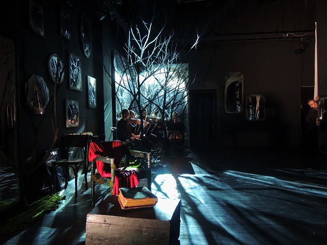 «Нянины сказки», театр Елены Камбуровой. Фото: pervoe.online