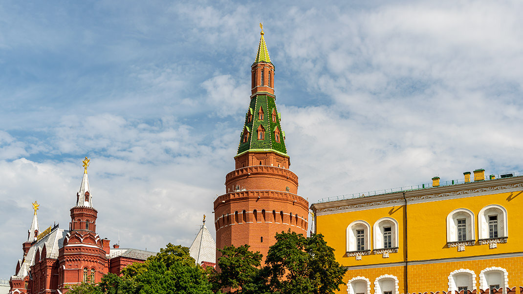 Towers of the Kremlin View from Bolshoi Moskvoretsky Bridg. Flickr