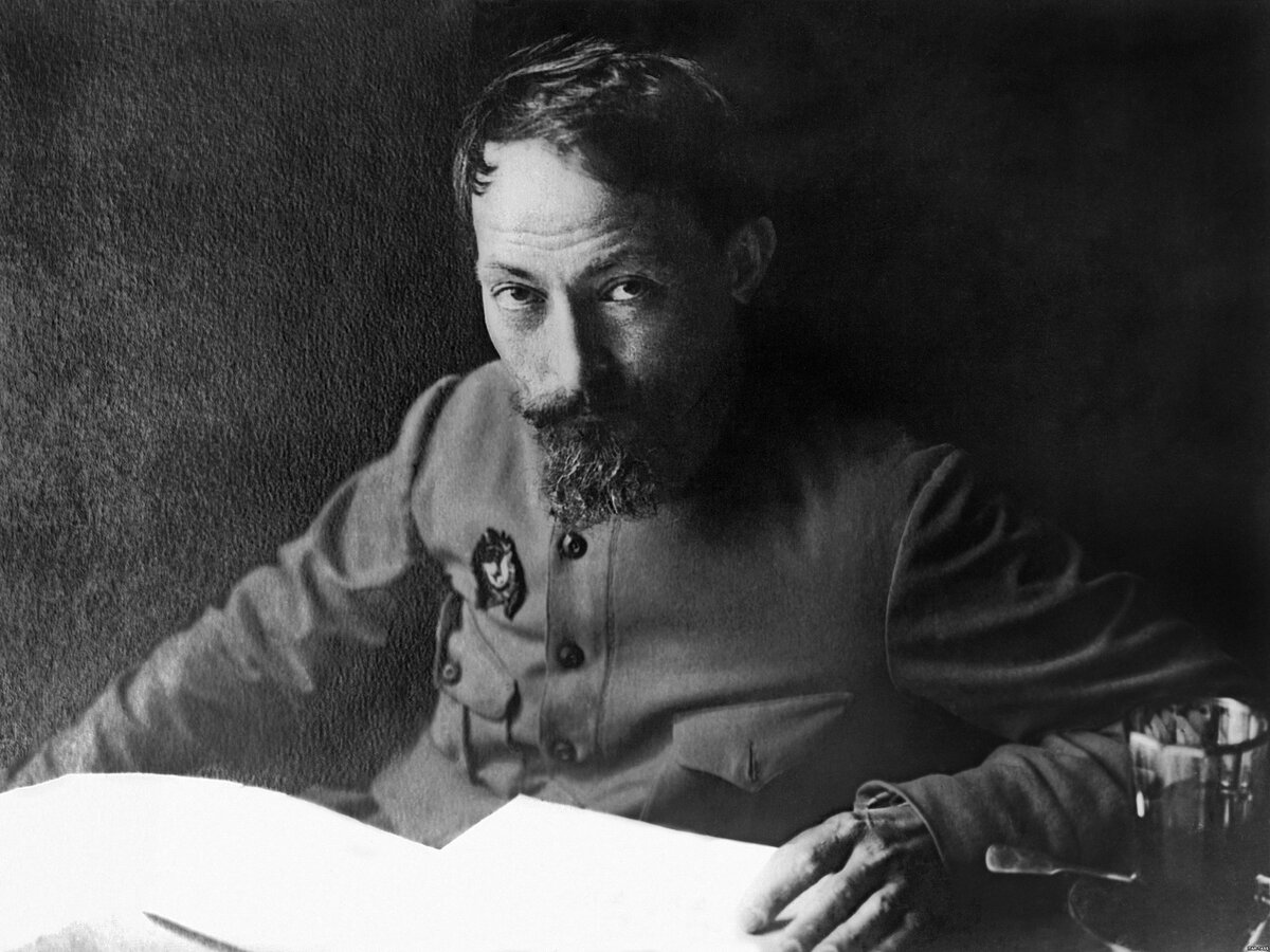 Холодная голова горячее сердце чистые руки. Феликс дзержинский цитаты о чекистах. Феликс дзержинский холодная голова. Книги воспоминания чекистов. Значок вчк кгб ссср.