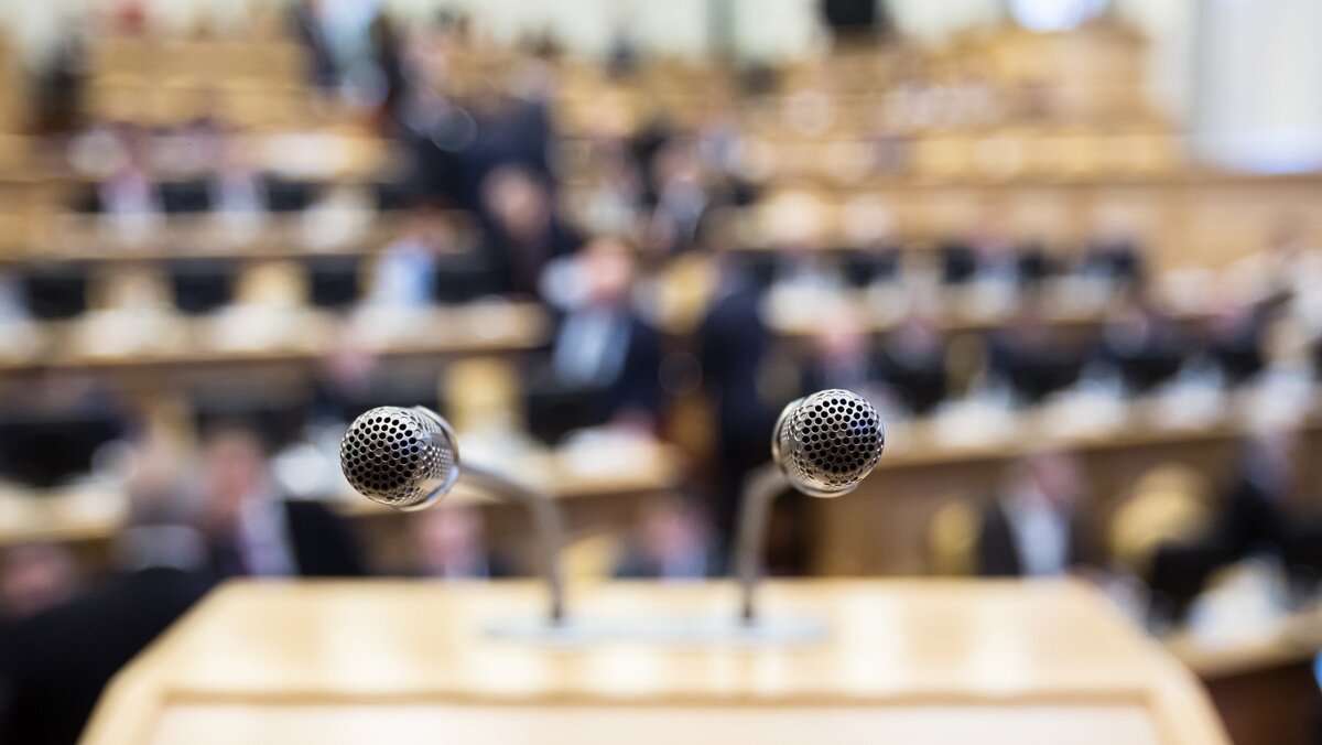    В Югре проходит общественное обсуждение стратегии социально-экономического развития округа