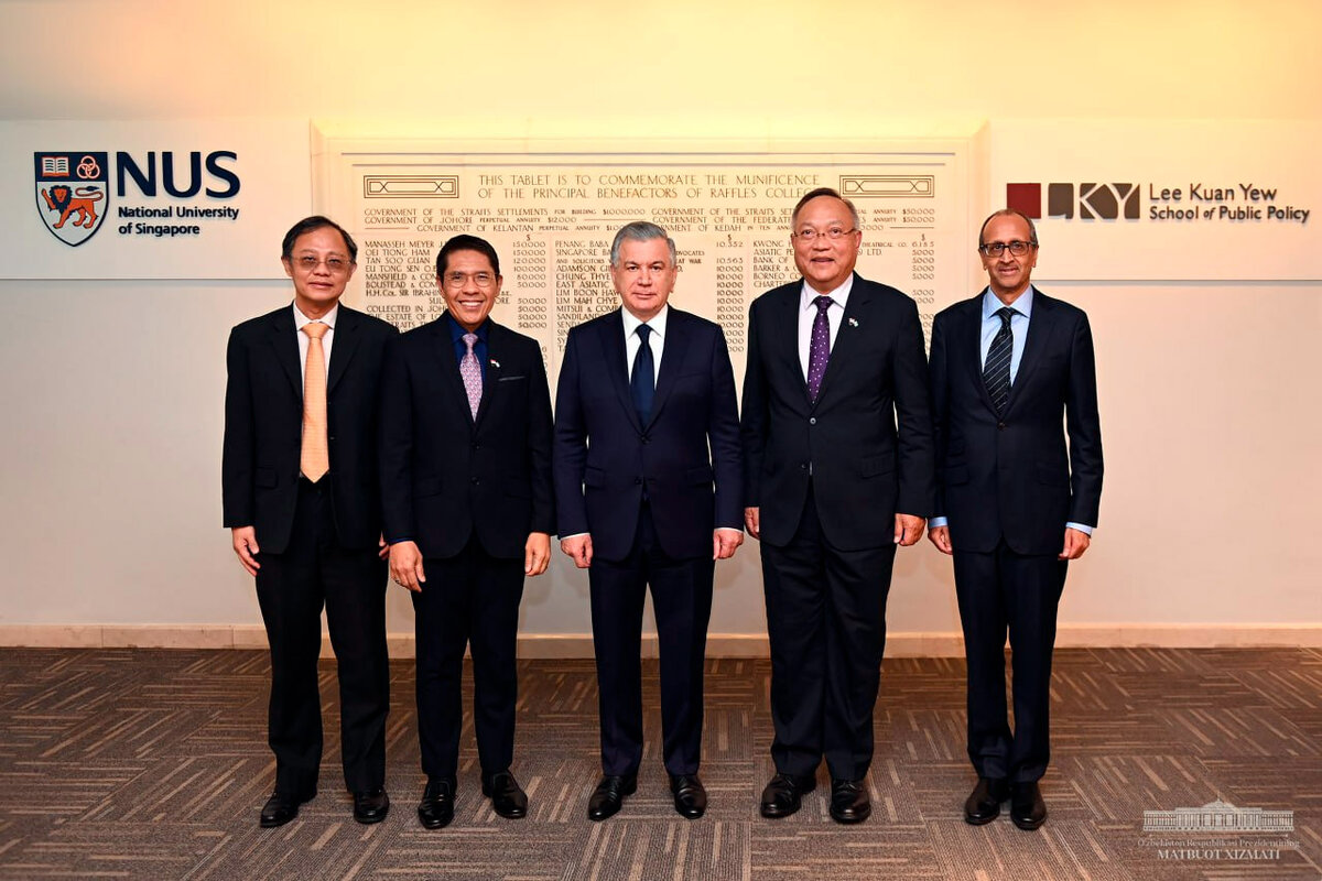 На встрече с бизнес-сообществом Сингапура в Школе госполитики. Фото пресс-службы президента Узбекистана