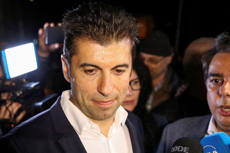     Санкционировал поставку оружия Украине бывший премьер-министр Болгарии Кирилл Петков.  REUTERS