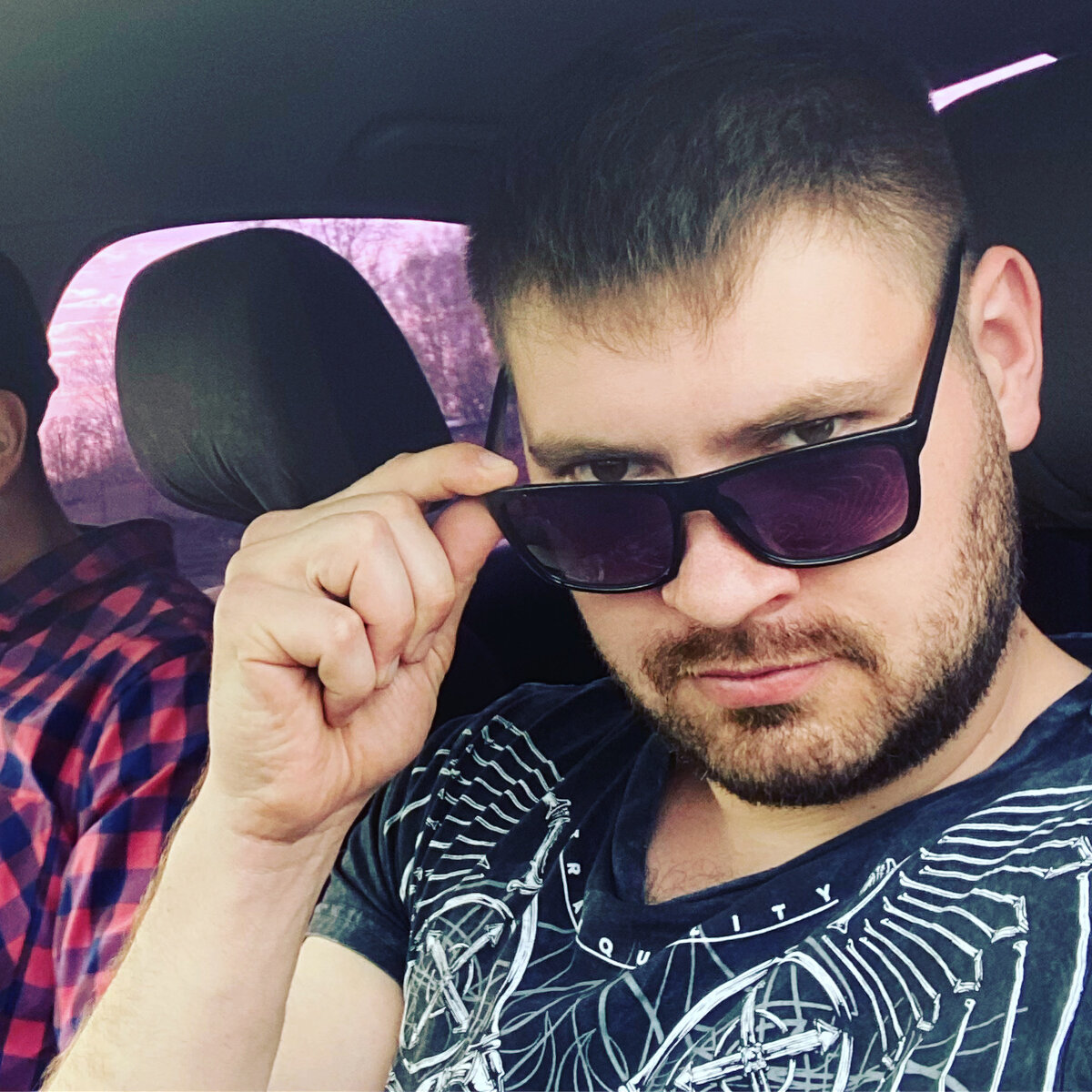 Не знал что поставить на превью статьи)