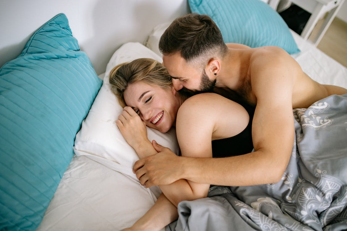 Оргазм во сне: норм или нет? | Teenergizer