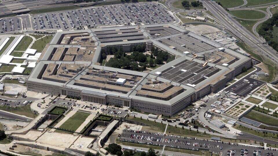     Экс-советник Пентагона Макгрегор: США осознают скорое поражение Киева REUTERS/Jason Reed JIR/CN