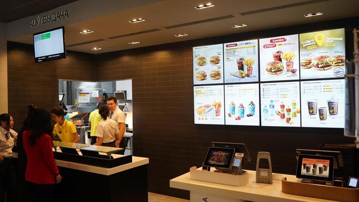   Бывший ресторан McDonald’s:NUR.KZ/Владимир Третьяков
