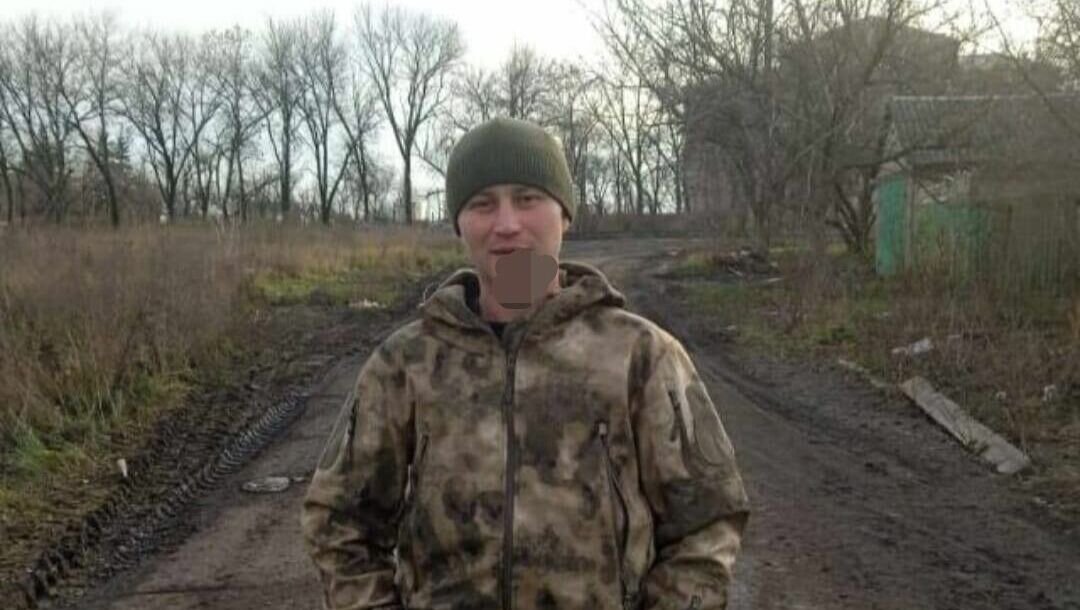     Военнослужащий из Ростовской области Павел Смышляев погиб в спецоперации, сообщают СМИ.