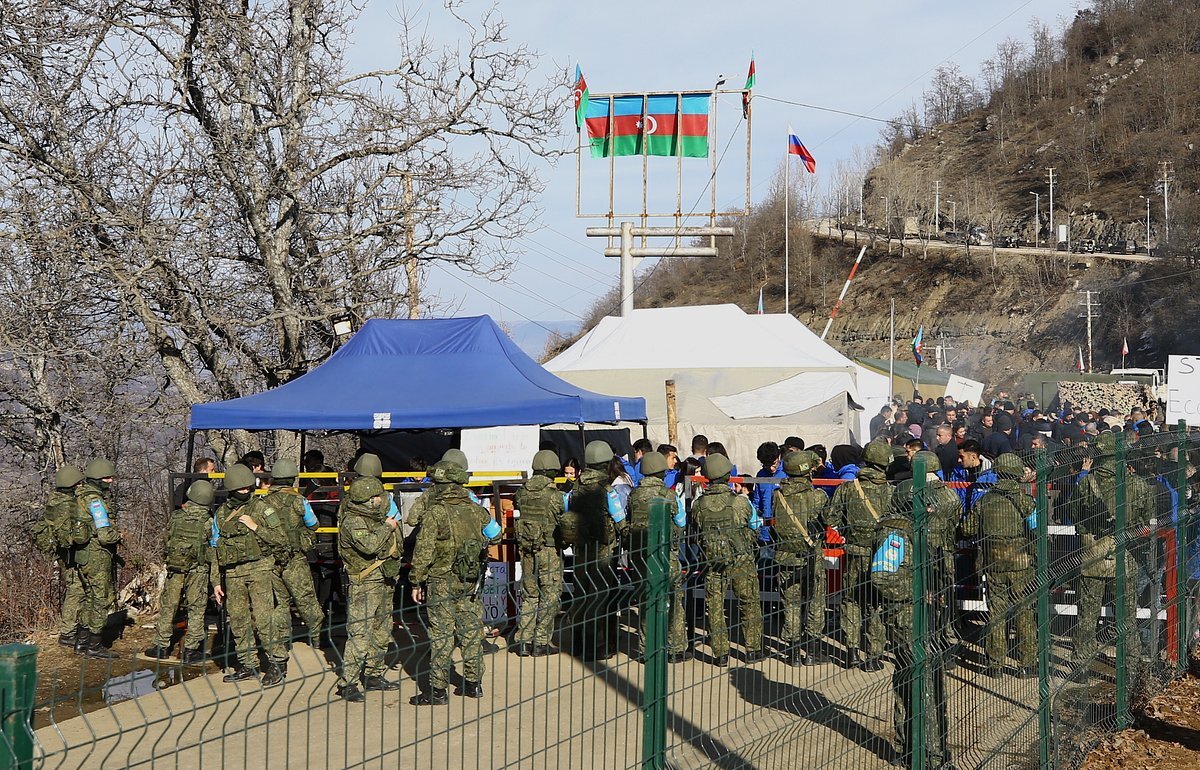 Демонстрация членов азербайджанских экологических неправительственных организаций и активистов, 14 декабря 2022 года
Фото: Resul Rehimov / Anadolu Agency / Getty Images