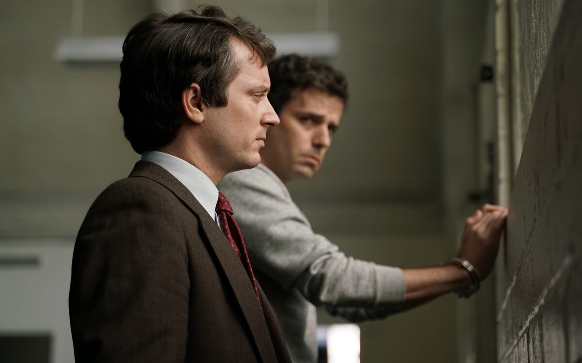     Не Фродо Бэггинсом единым: что посмотреть с Элайджей Вудом, помимо «Властелина колец»