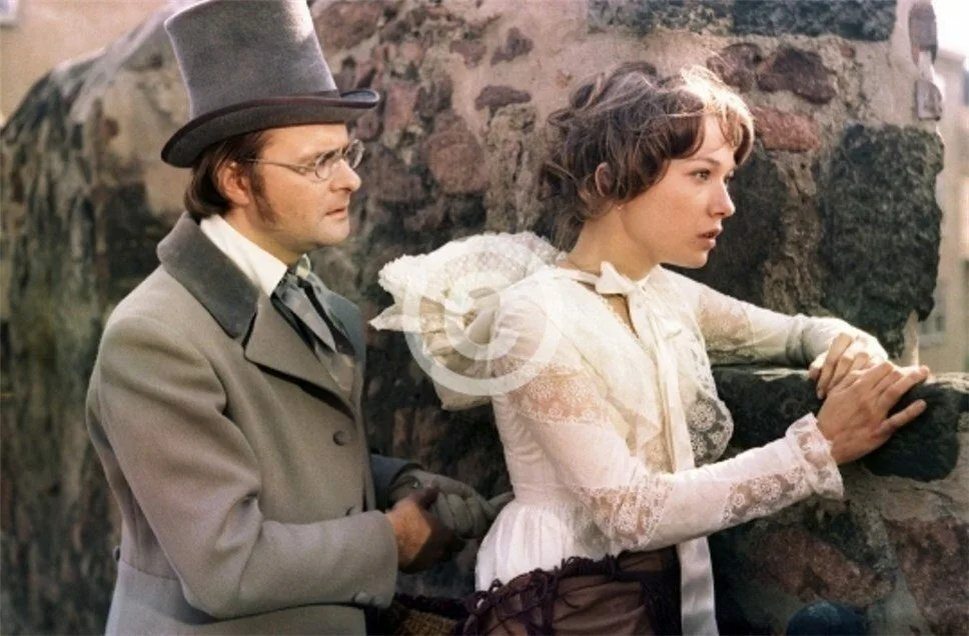 Произведение из кинофильма. Ася фильм 1977. Ася Тургенев фильм 1977. Ася Тургенев Гагин. Фильм Ася 1977 Ася