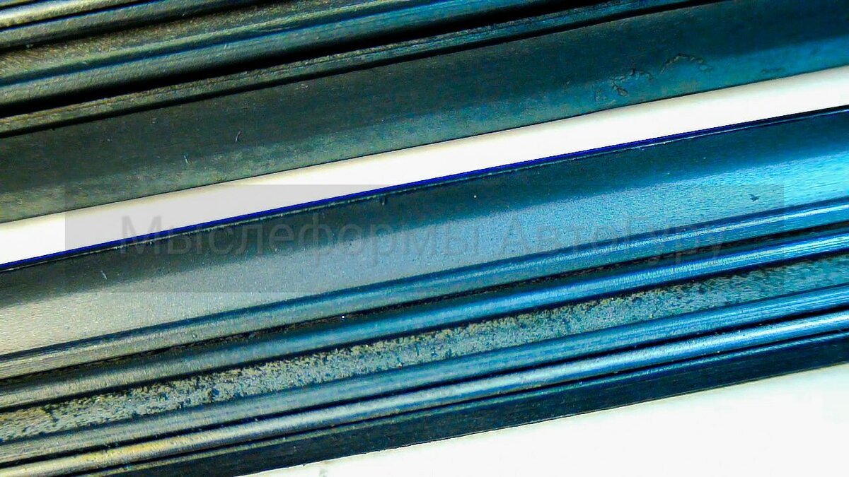 На картинке восстановленное заводское покрытие щетки, нижний элемент. Авторское фото