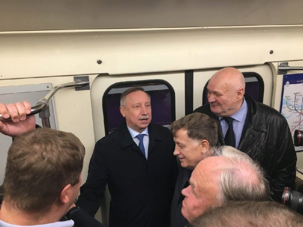 Александр Беглов на открытии станции метро. Фото ТК "Невские нововсти" 