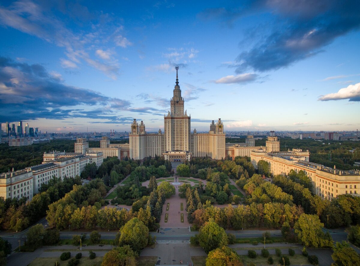 Картинка московский университет ломоносова