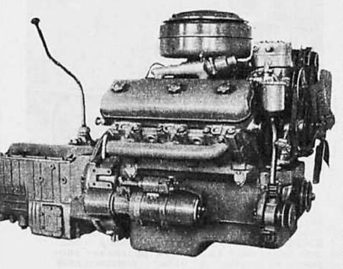 <<ЯМЗ-236  – наиболее распространённый на наших грузовиках дизель… Как и у всех  серийных двигателей семейства, у него мокрые гильзы и степень сжатия  16,5… Двигатель весит 800 кг. Его удельные показатели: литровая мощность  16,2 л.с., вес на единицу мощности 4,45 кг/л.с. Серийный выпуск моторов  ЯМЗ-236 начат в конце 1961 года. Они устанавливаются на грузовиках  Минского автозавода.>>
“На повестке дня – дизель” За Рулём 12/1970