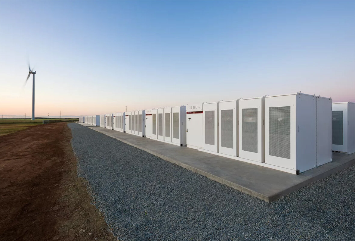 Аккумуляторы Powerwall. Картина из интернета