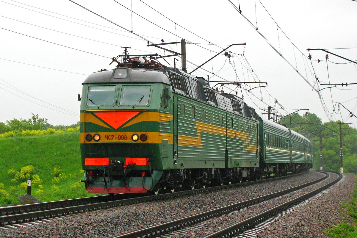                                           http://www.train-photo.ru/data/media/45/IMG_2750_.jpg                                                         
