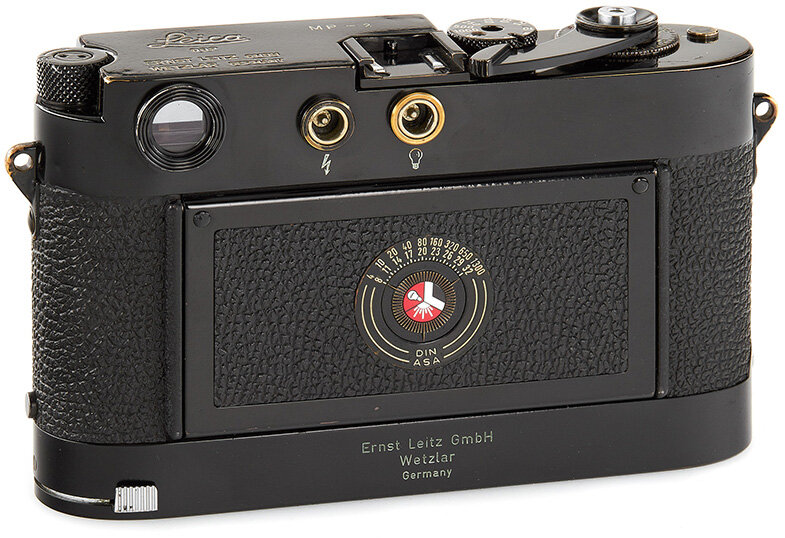 Leica MP Black NO.2 1956 года выпуска, проданная за € 1,02 млн. 
