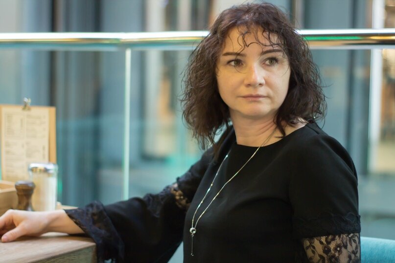 Оглядываюсь назад. Не верится, что у меня взрослая дочь. Свои дети тоже быстро растут…