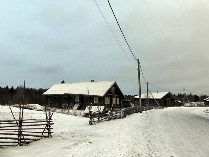 На улице Кинермы. Фото автора.
