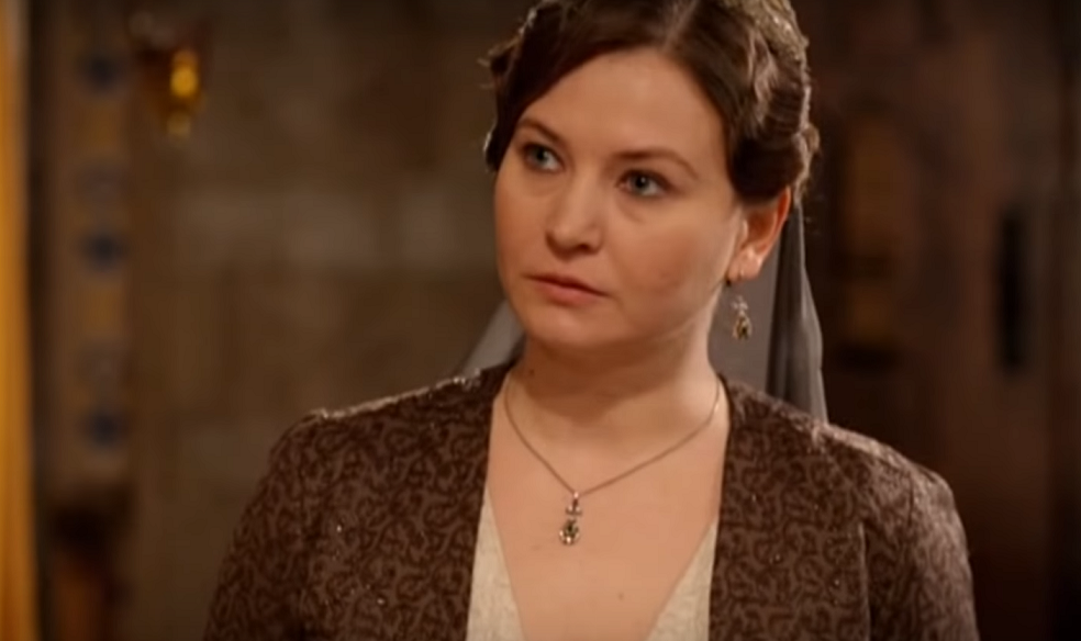 Гульшах-хатун. Кадр из сериала ,, Великолепный век,,
