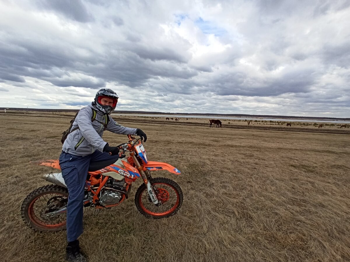 Привет, читатель! Вот и у меня свой мотоконь появился!