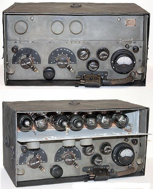 Танковая радиостанция 71-ТК. К этим аппаратам в войсках предъявляли множество претензий. Из-за громоздкости аппаратуры на радиофицированных танках приходилось сокращать боекомплект, станция слабо защищена от тряски и влаги; электрические и акустические помехи делают связь на ходу практически невозможной. Реальная дальность связи была намного меньше паспортной. Эти недостатки так и не удалось исправить в последующих модификациях.