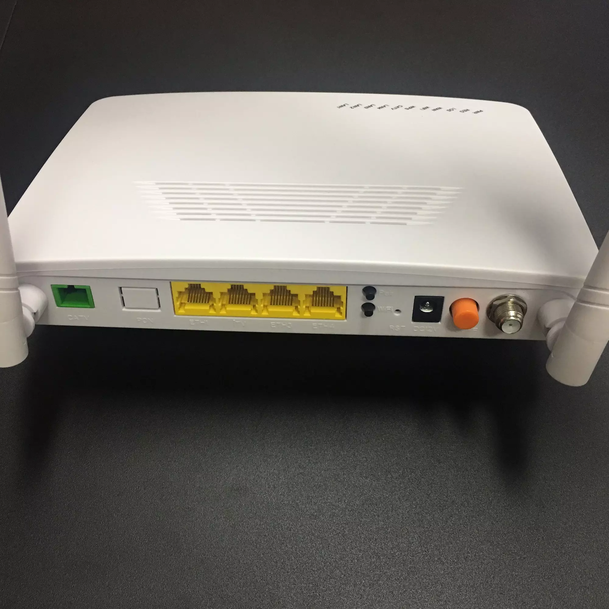 GPON роутер UZTELECOM. Абонентский терминал GPON ont rv6699. GPON модем Adapter.