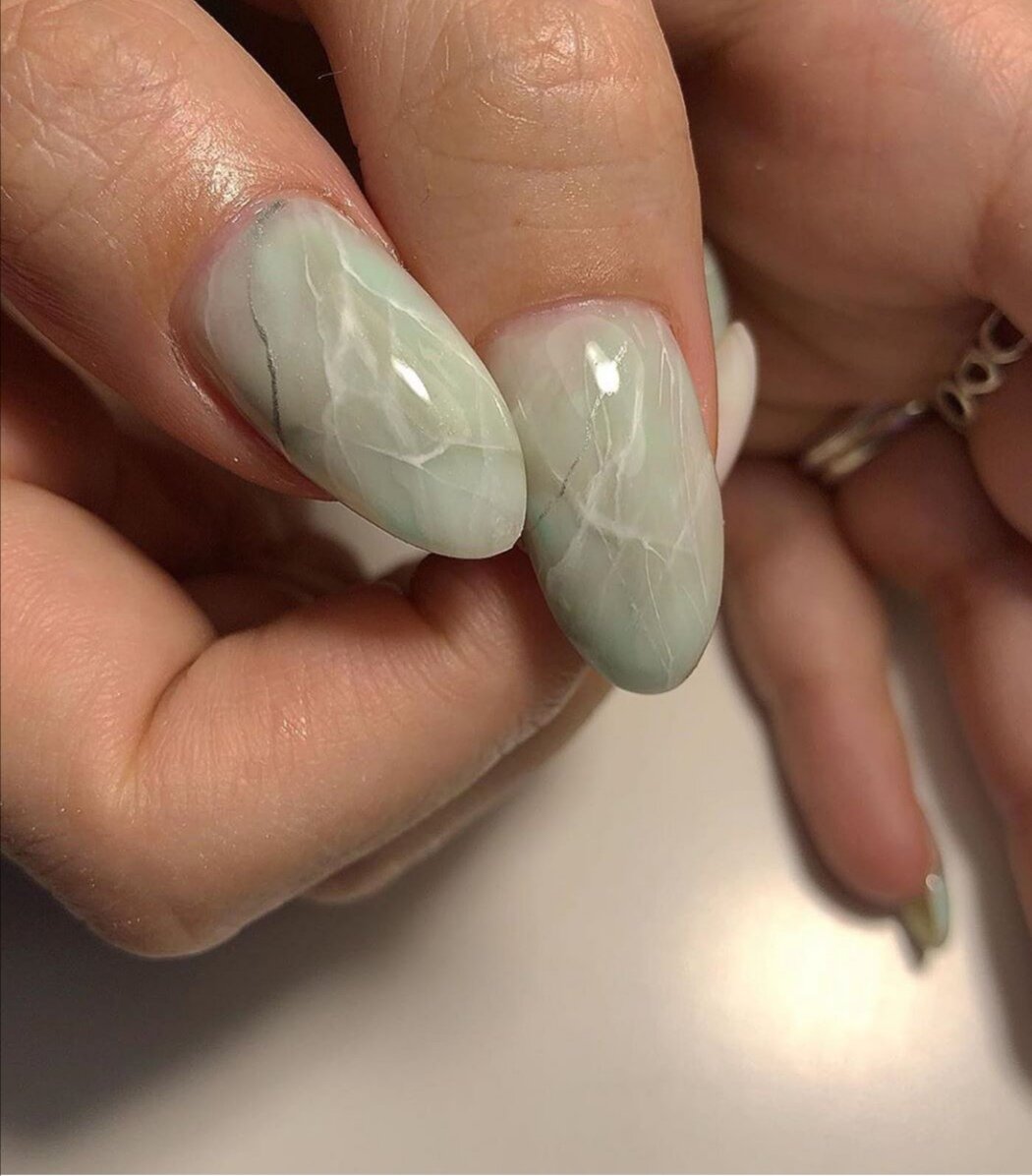 instagram//universe_of_manicure