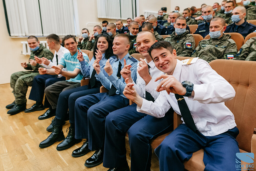 Творческая группа ЦОК ВКС подарила новогодний концерт военнослужащим ПВО