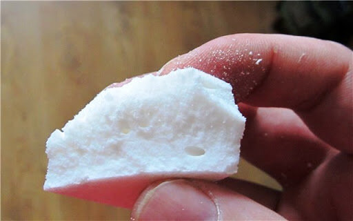 Образец твердого бензина