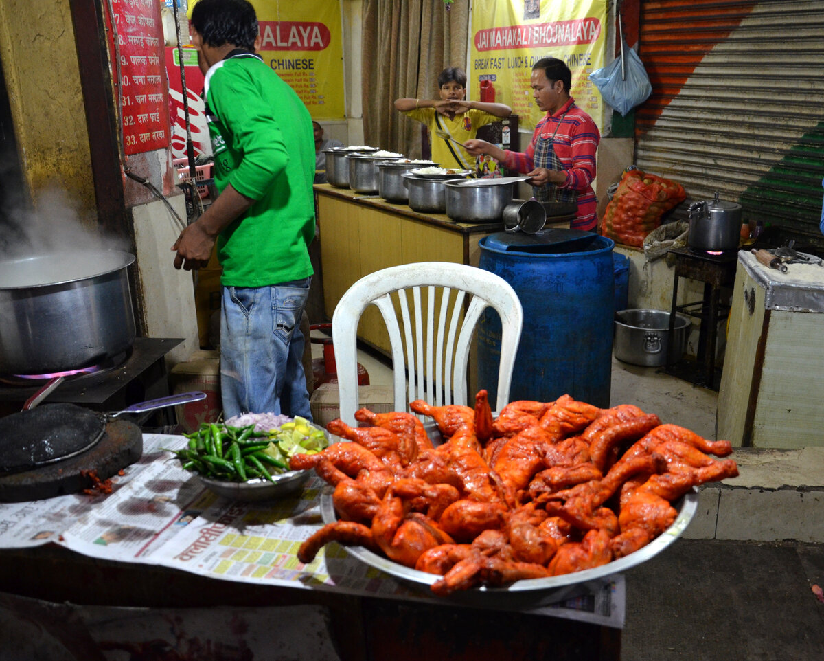 Уличная еда в Дели. Фото автора.