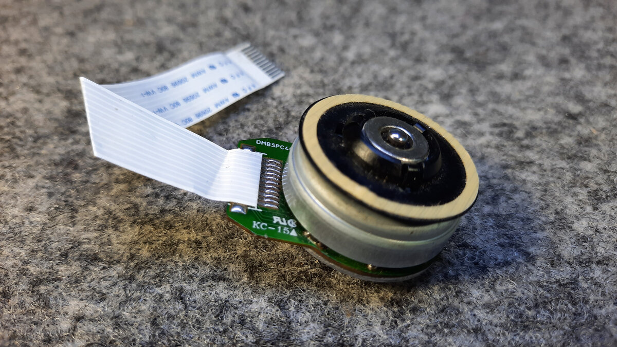 BLDC двигатель от CD-ROM-а.