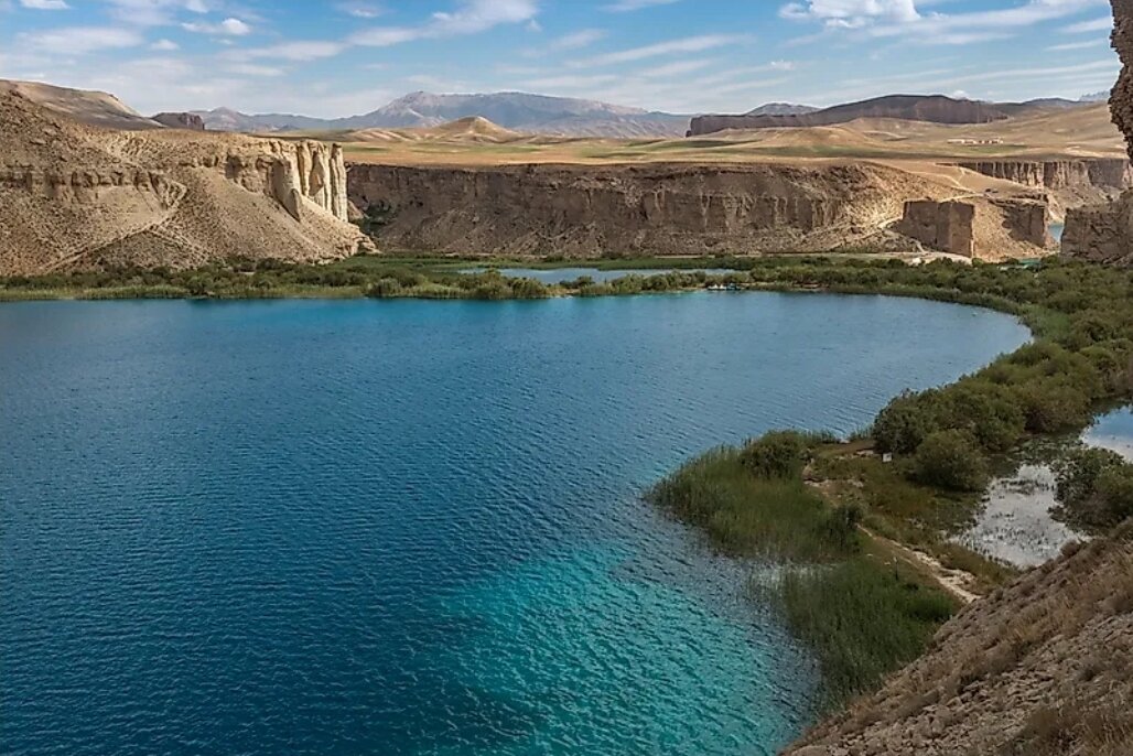 Изображение пейзажа Афганистана (взято с сайта worldatlas.com)