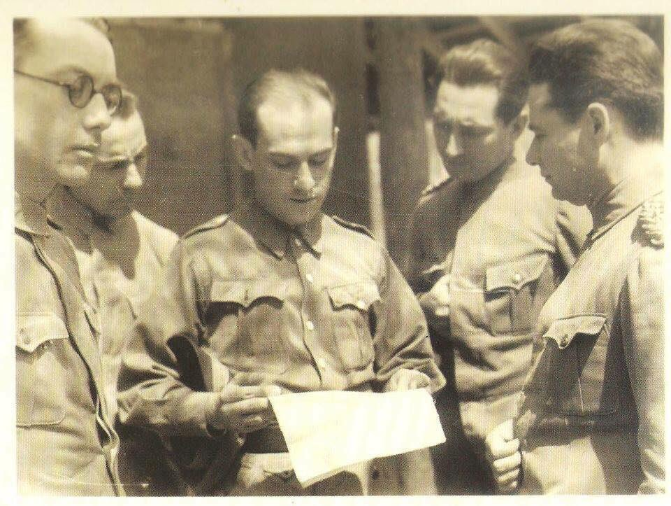 Х.Ф. Эстигаррибия (крайний справа)