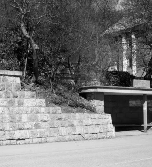 Автобусная остановка в Ореанде