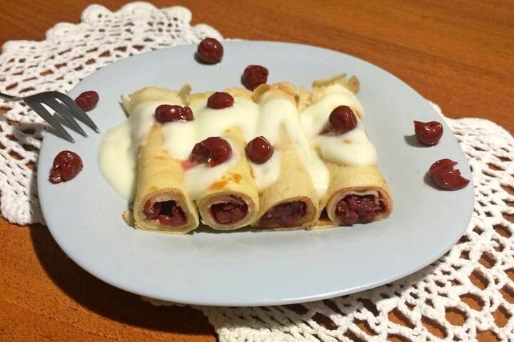 Блинчики с творогом и вишней: Погружение в Традиционные Вкусы