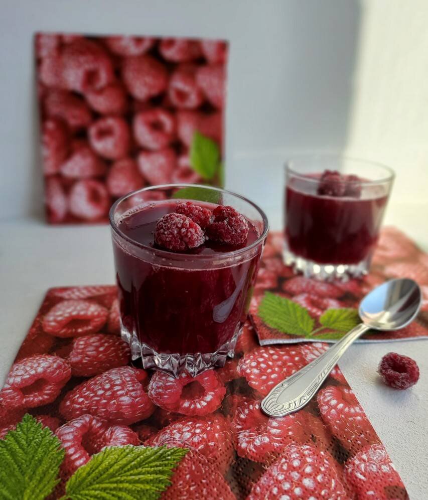 Как приготовить желе из малины на зиму. Малиновое желе. Rhode блеск Raspberry Jelly.