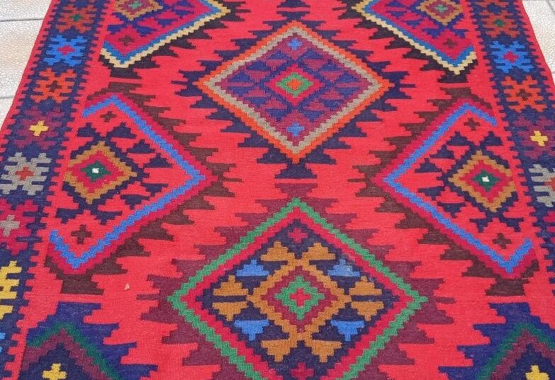 Дербентский ковер ручной работы (Яндекс-картинки)