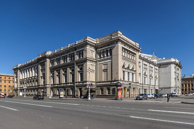    Санкт-Петербургская консерватория имени Н. А. Римского-Корсакова ©Alex 'Florstein' Fedorov, CC BY-SA 4.0 Wikipedia.org