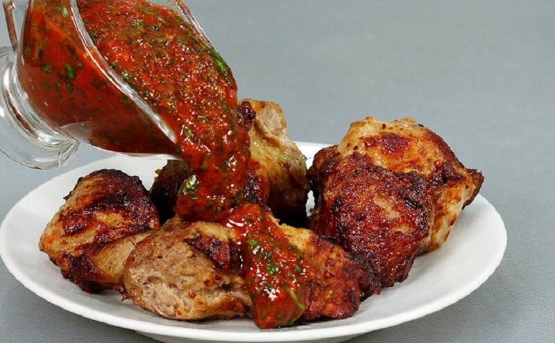 Готовим особый соус к мясу и шашлыку, сохраняя его на зиму 