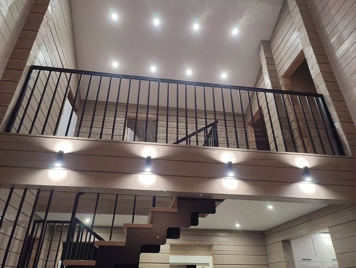 Оставьте заявку на нашем сайте лестница-на-металле.рф или Вы можете оставить заявку по телефону Завода лестниц:+7 (499) 681-76-15