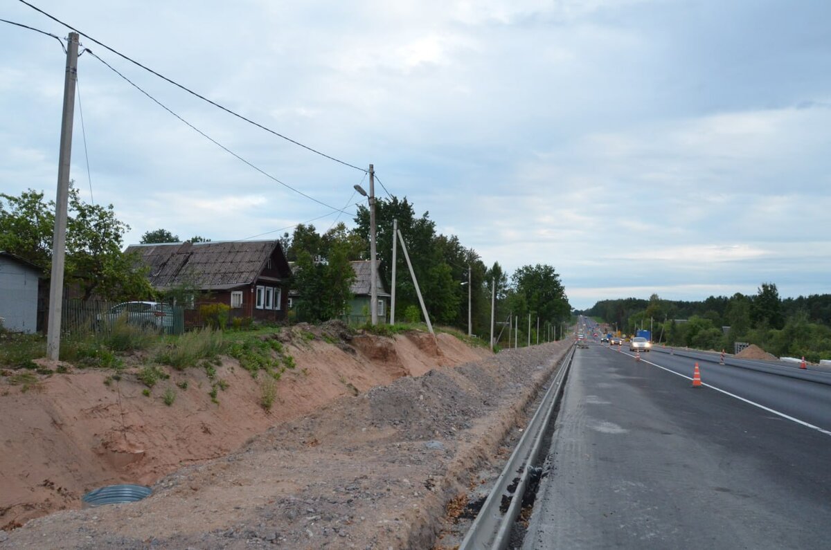 Мы не люди для них»: жителям старинной деревни Городец после расширения  трассы отказали в установке шумозащитного экрана | ФедералПресс | Дзен