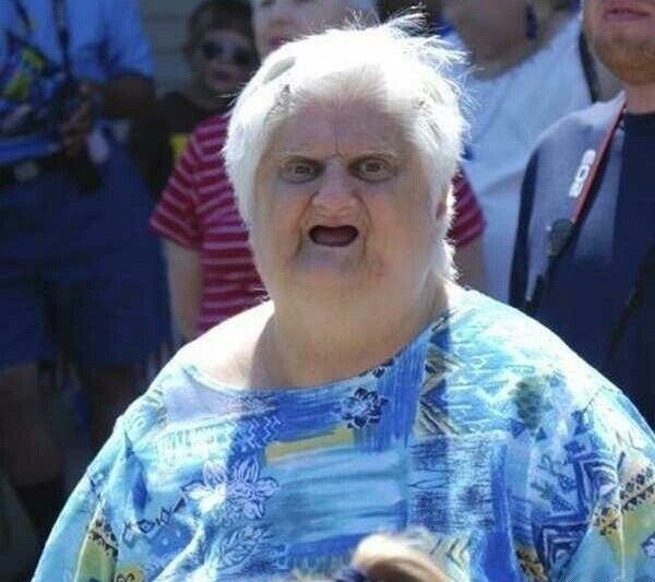 Злая бабка, поезд, плацкарт, история из жизни