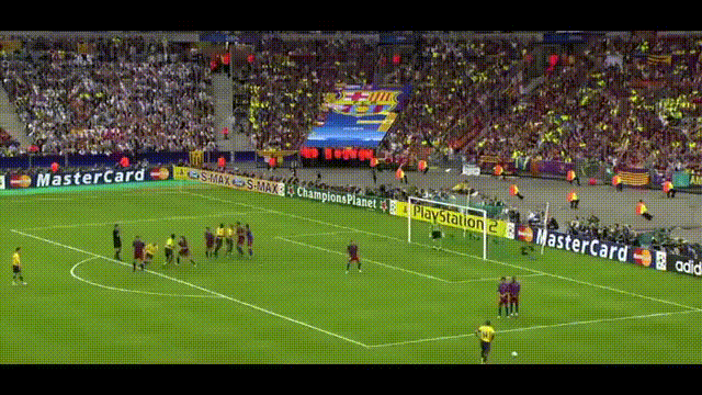 0:1. Сол Кэмпбелл. 37 минута.