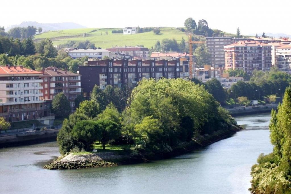 Остров Фазанов. Прокрутите влево, чтобы посмотреть несколько фото этого необычного острова.