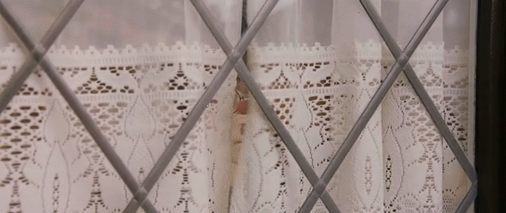 Когда задержал выплату по кредиту на один день банку Гринготтс