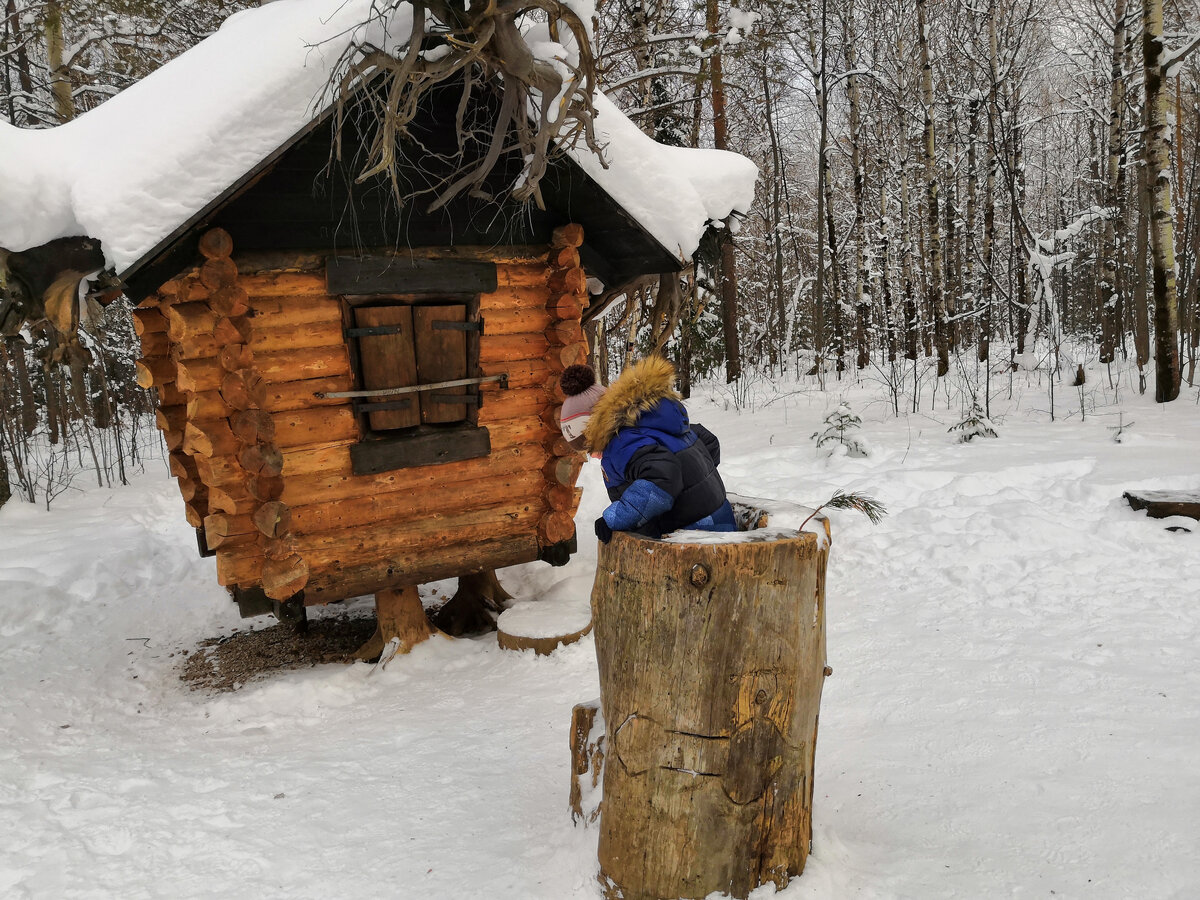 Осенняя поделка избушка на курьих ножках