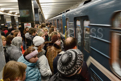 Метро санкт петербург час пик