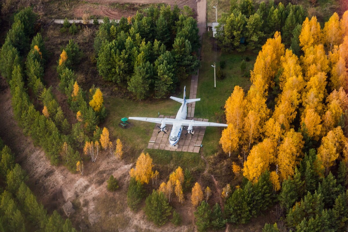 самолет в горе